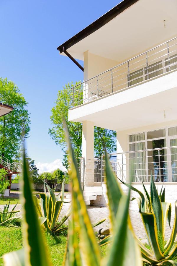 Апартаменты Гостевой Дом Агудзера Gulrip'shi Exterior foto